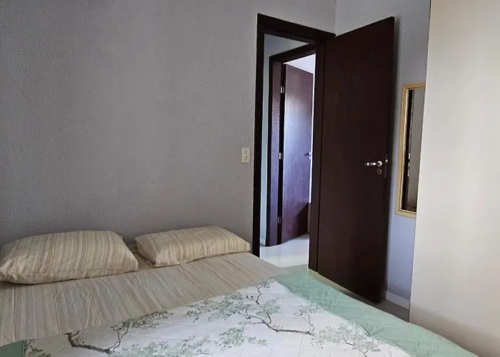 Residencial Hannah - Casa 6 - Porto Belo Sc - Bairro Pereque