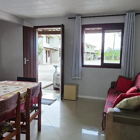 Residencial Hannah - Casa 6 - Porto Belo Sc - Bairro Pereque Room photo
